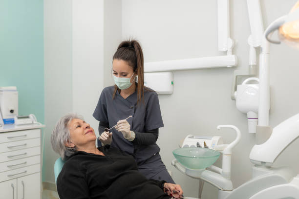 Best Emergency Tooth Extraction in Hubbard, TX